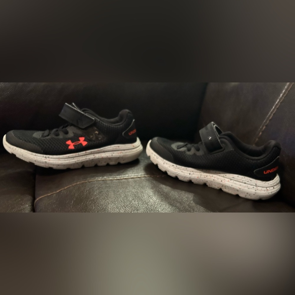Under armour sneaker toddler size 12